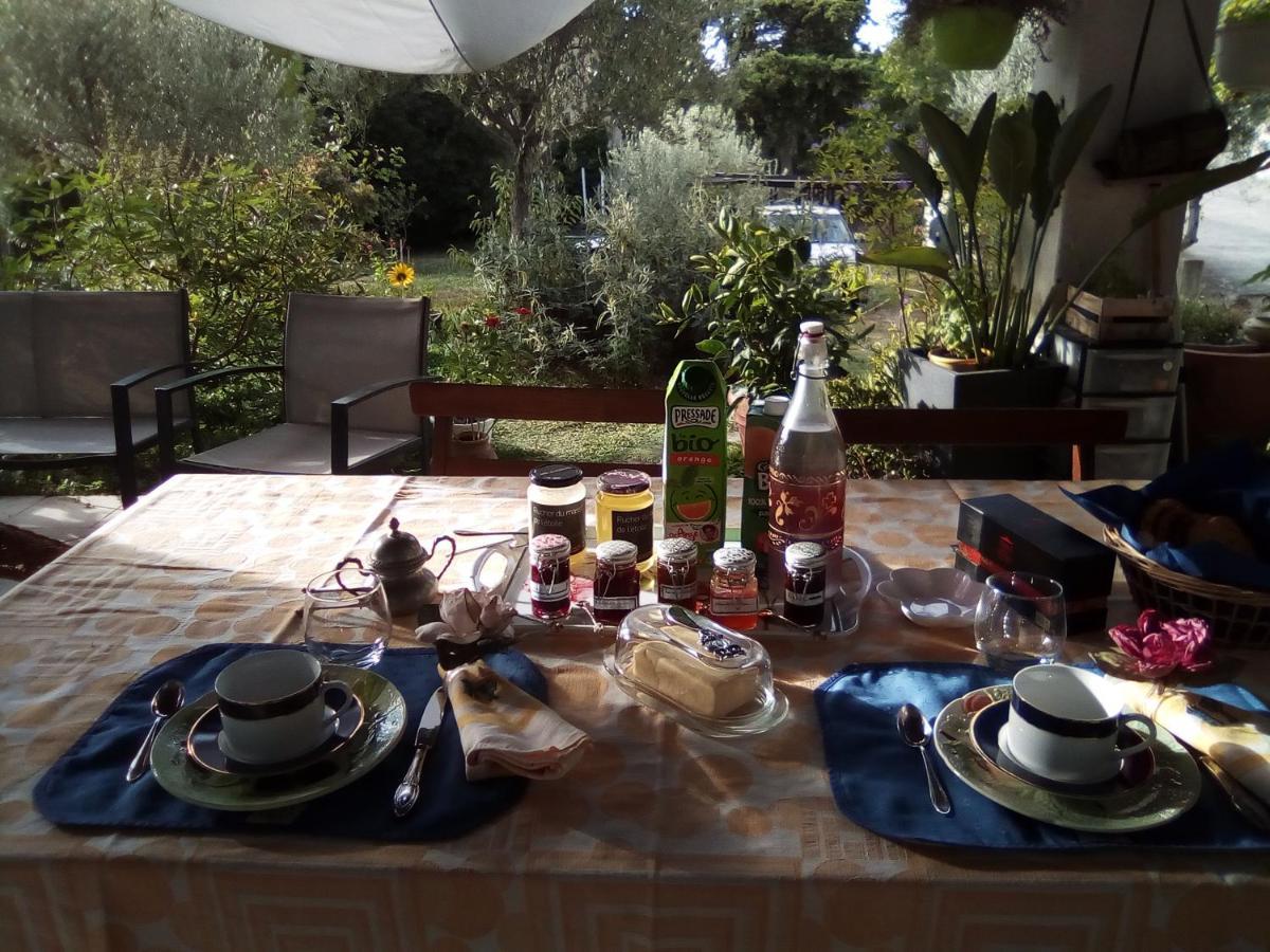 Chez Regine Et Gregoire Bed & Breakfast Marsilya Dış mekan fotoğraf